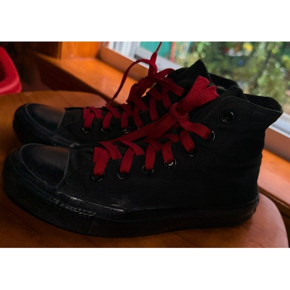 Converse All Star Black & Red Size 4 Men's 6 Women's - Picture 5 of 14
